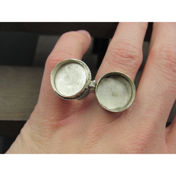 Size 7.25 Sterling Silver Unique Moonstone Poison Band Ring - Picture 5 of 10